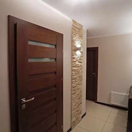 Jagiellonska 34 *